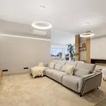 Дом отдыха Home4u Mediterranean Sea Views Alkaff Манилва